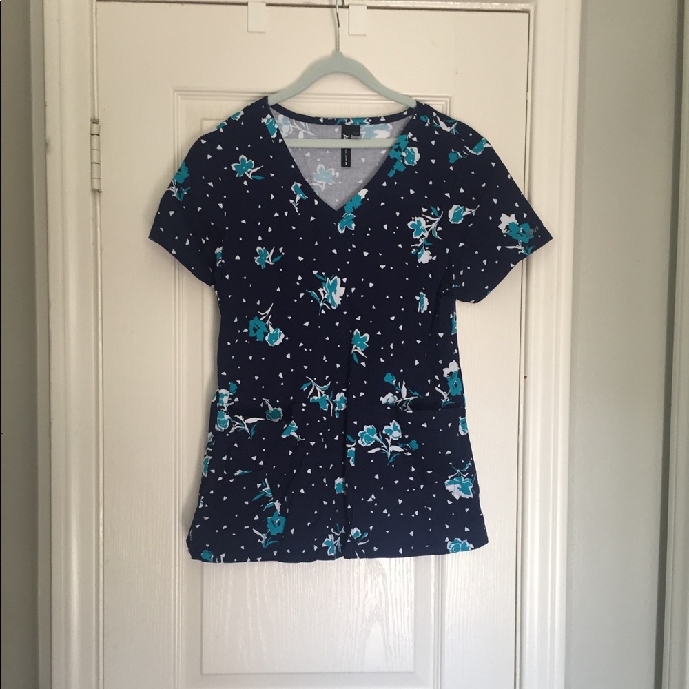 Women’s small navy koi scrub top with flowers